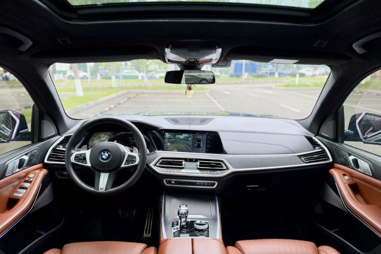 Used BMW X7 2021 xDrive40i Luxury M Sport Package