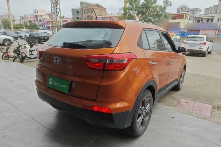 Used Hyundai ix25 2015 1.6L Automatic Two-Wheel Drive Smart GLS Trim Rear Right 45 Deg