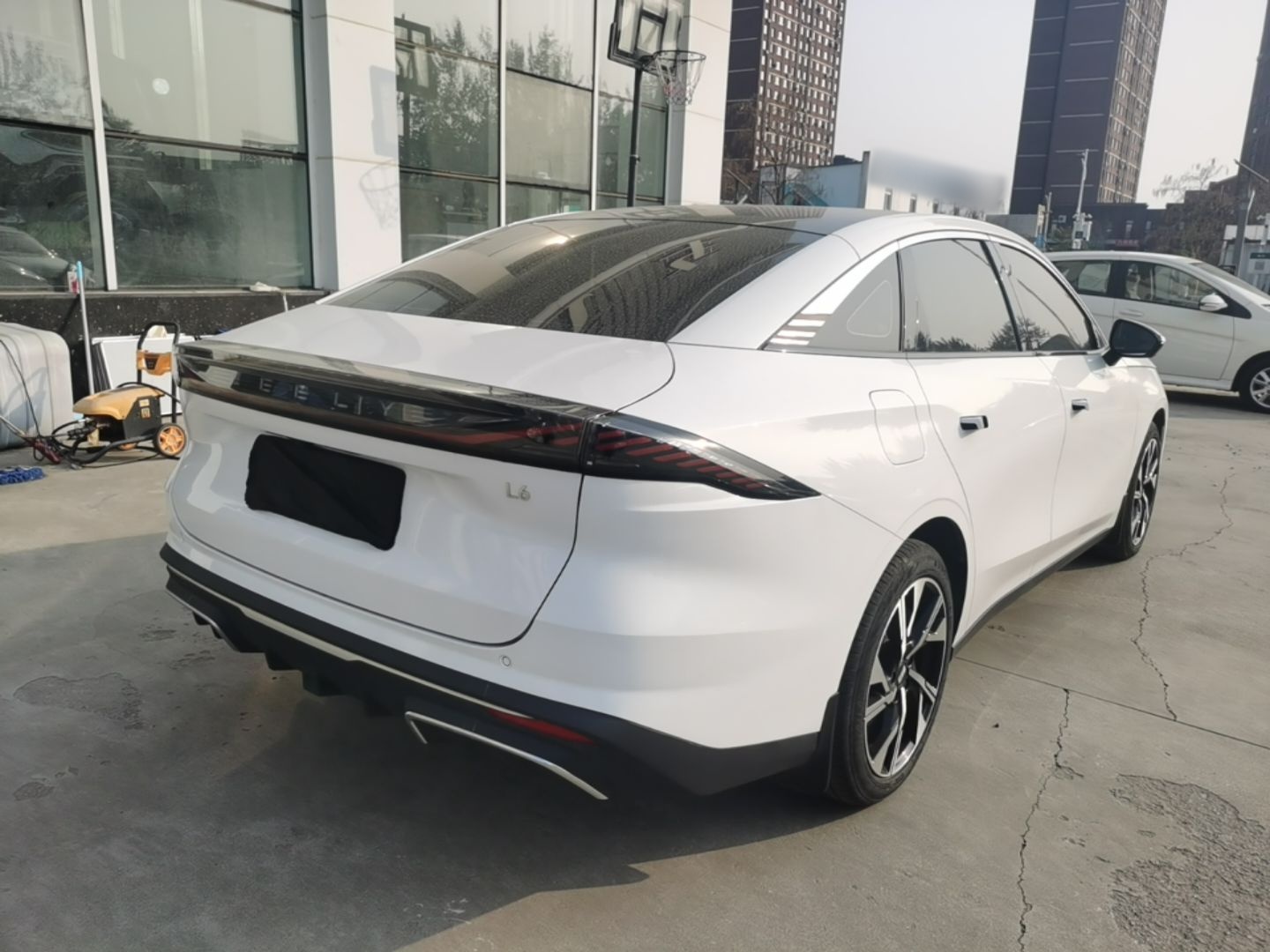 Geely Galaxy L6 2023 125km Starship — снимка 6