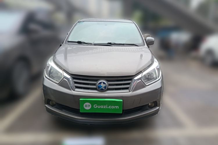 Used Venucia D50 2013 1.6L Manual Fashion Edition Front