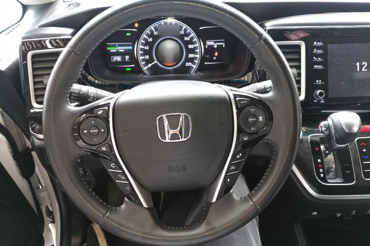 Used Honda Elysion 2019 2.0L Hybrid Luxury Edition
