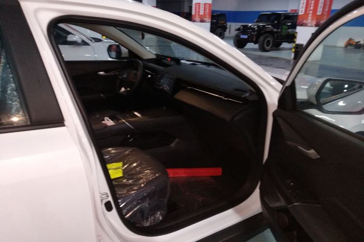 Used CHANGAN OSHAN 520 2025 Standard Edition Right Front Seat