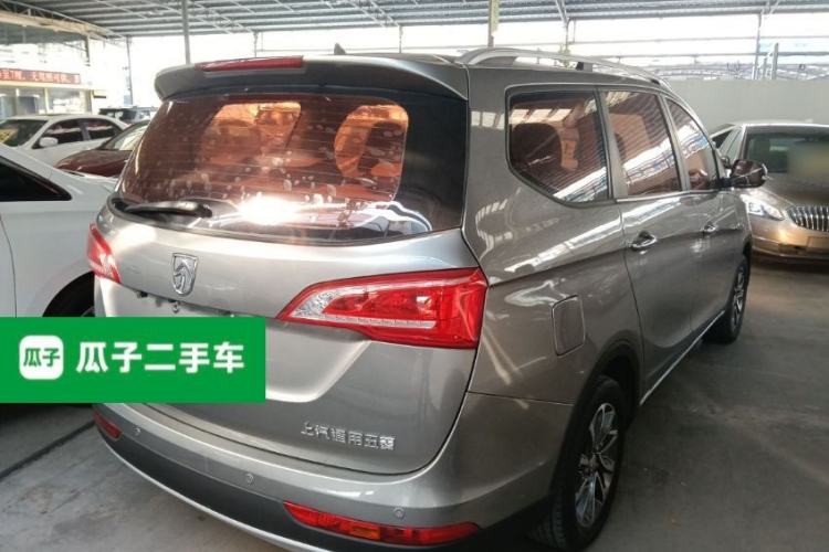 Used Baojun 730 2017 1.5T Manual Fashion Version 7 Seats China V Emission Standard