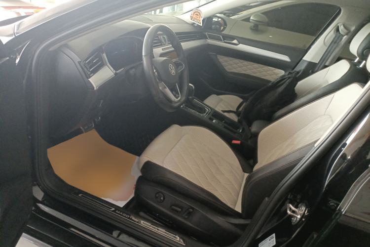 Used Volkswagen Magotan 2023 2 Million Units Commemorative Edition 330TSI DSG Luxury Version