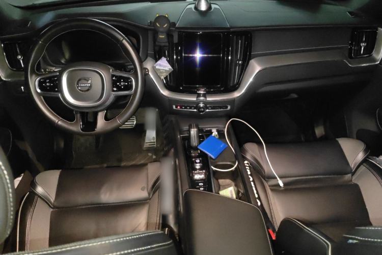 Used Volvo XC60 New Energy 2021 T8 E-Drive Hybrid Smart & Dynamic Edition
