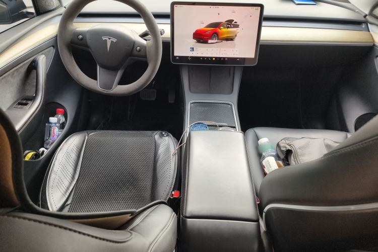 Used Tesla Model Y 2022 Revised Version Rear-Wheel Drive Center Console