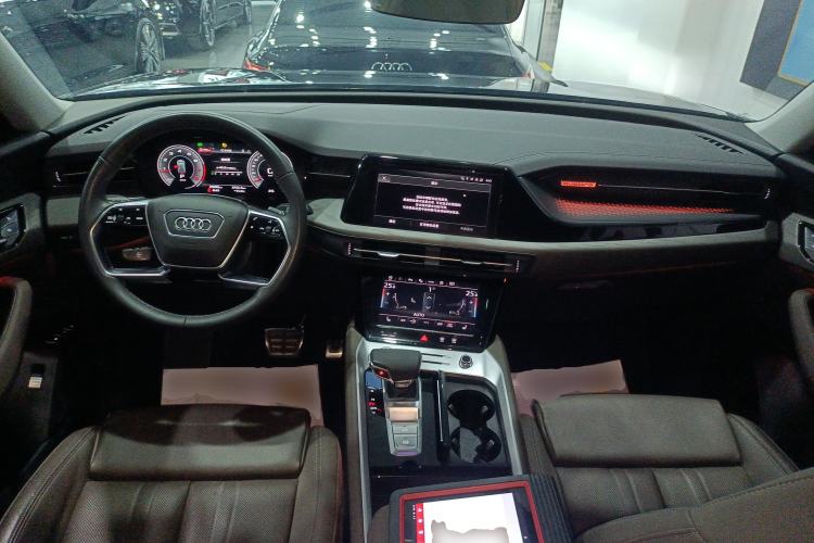 Used Audi Q6 2024 45 TFSI quattro Qiyun Edition Yulin Package 7 Seats
