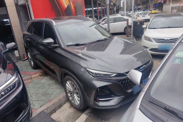 Used CHANGAN OSHAN X7 PLUS 2022 1.5T Blue Whale Edition Automatic Prestige Version Exterior 2