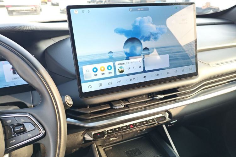 Used Geely Auto Haoyue L 2023 2.0T DCT Flagship Version Audio And AC Panel