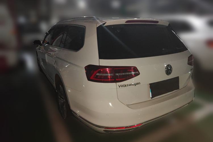 Used Volkswagen Variant 2018 380TSI Two-Wheel Drive Comfort Edition