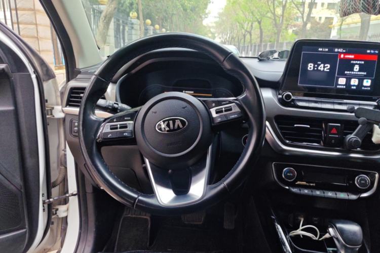 Used Kia Sportage R 2019 2.0L Automatic Smart Luxury Edition Steering Wheel