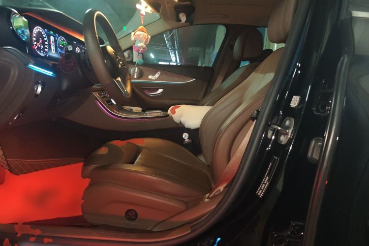 Used Mercedes-Benz E-Class 2019 E 260 L
