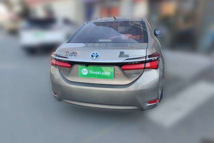 Used Toyota Corolla 2018 Dual-Engine 1.8L E-CVT Smart Edition
