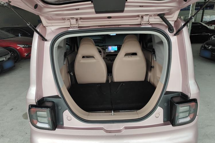 Used Geely Galaxy Panda 2023 Panda Mini 200km Endurance Bear
