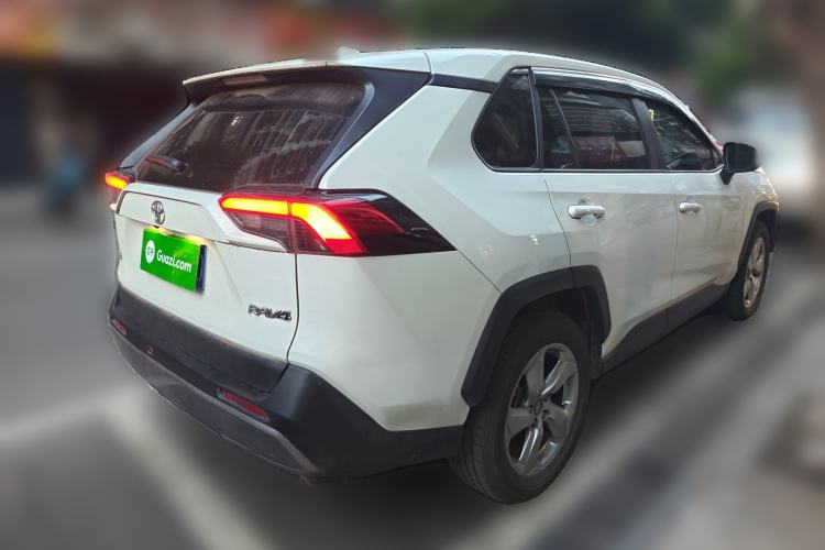 Used Toyota RAV4 2020 2.0L CVT Two-Wheel Drive Fashion Edition Rear Right 45 Deg