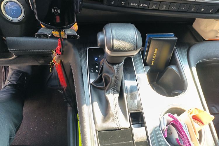 Used Toyota SIENNA 2021 2.5L Hybrid Ultimate Edition Gear Lever