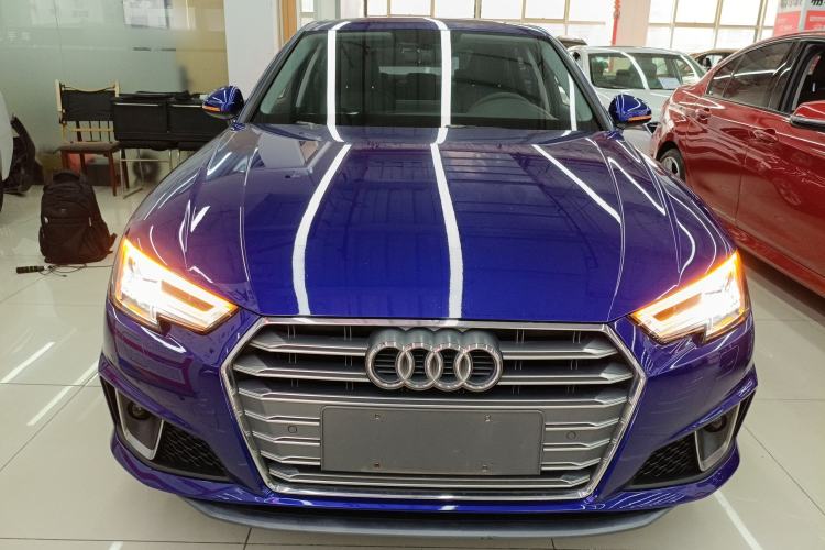 Used Audi A4L 2019 40 TFSI Fashion Edition China VI Emission Standard

