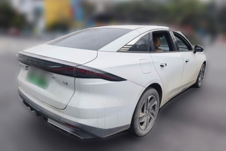 Used Geely Galaxy L6 2024 125km PLUS Dragon Edition