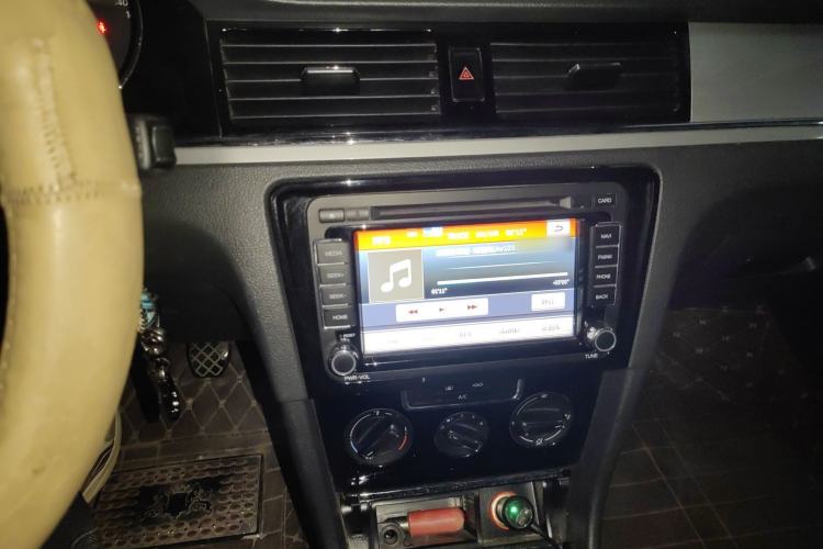 Used Volkswagen Bora 2015 Zhuihui Edition 1.6L Manual Comfort Model