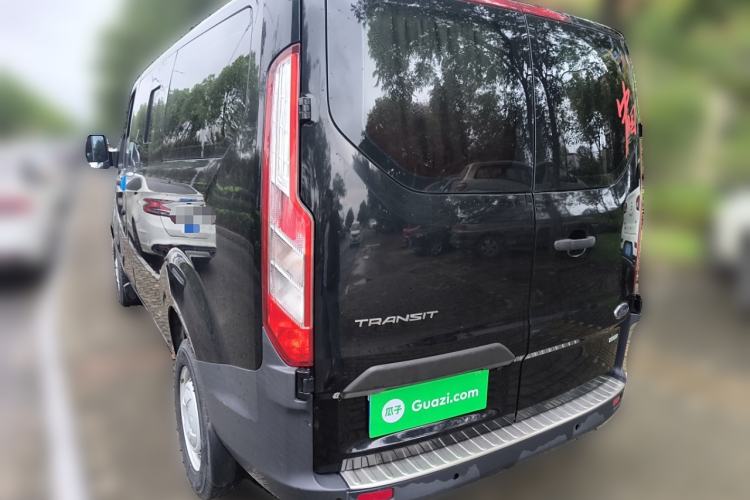 Used Ford Transit 2019 2.0T Gasoline Automatic Multi-Function Commercial Vehicle Short Wheelbase Low Roof 6-Seater China VI Standard
