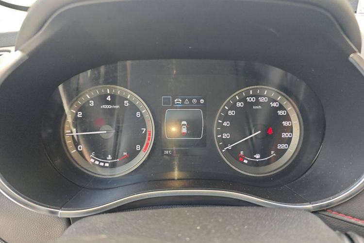 Used Changan CS55 2019 1.5T Manual Colorful Model China VI Standard
