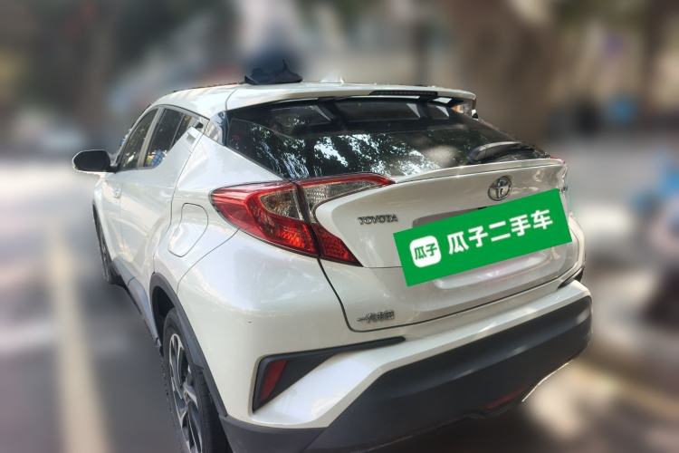 Used Toyota IZOA 2018 2.0L Yichi Version China VI Standard
