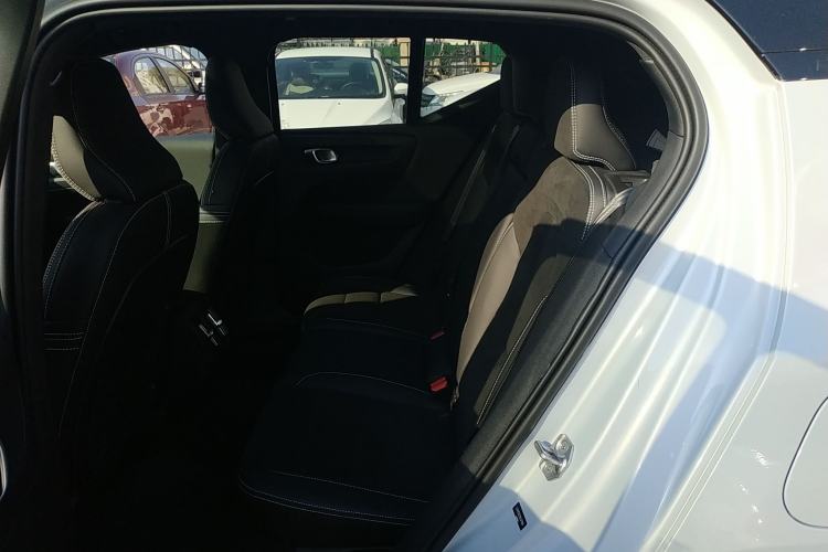 Used Volvo XC40 New Energy 2022 Four-Wheel Drive High-Performance Version
