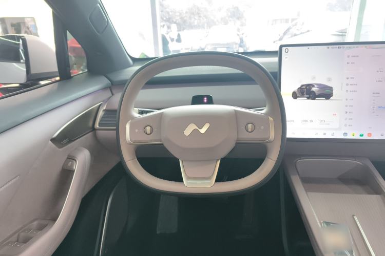 Used ONVO L60 2024 60 kWh Rear-Drive Version
