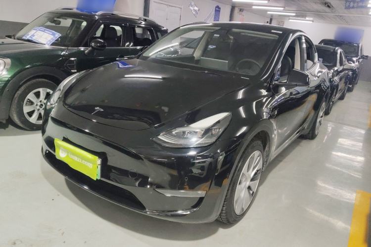 Used Tesla Model Y 2021 Long-Range All-Wheel-Drive Version