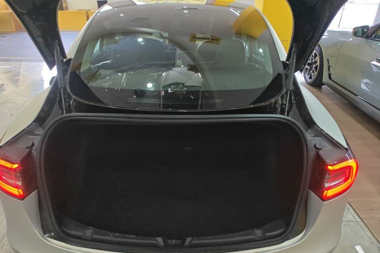 Used Tesla Model 3 2019 Standard Range Rear-Drive Upgraded Version