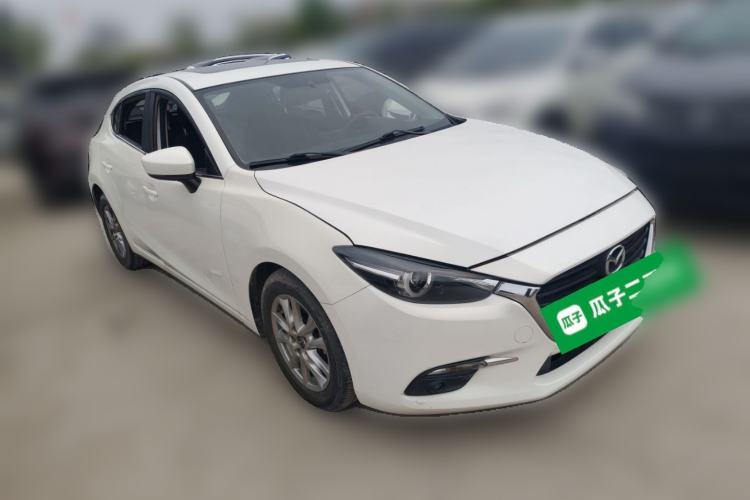 Used Mazda 3 Axela 2017 Hatchback 1.5L Automatic Luxury Model Emission Standard China V