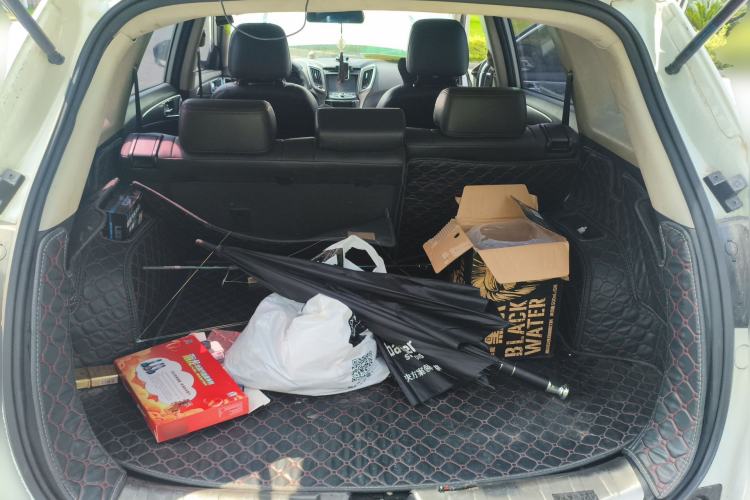 Used CHANGAN CS75 2014 2.0L Manual Luxury Version China IV Standard
