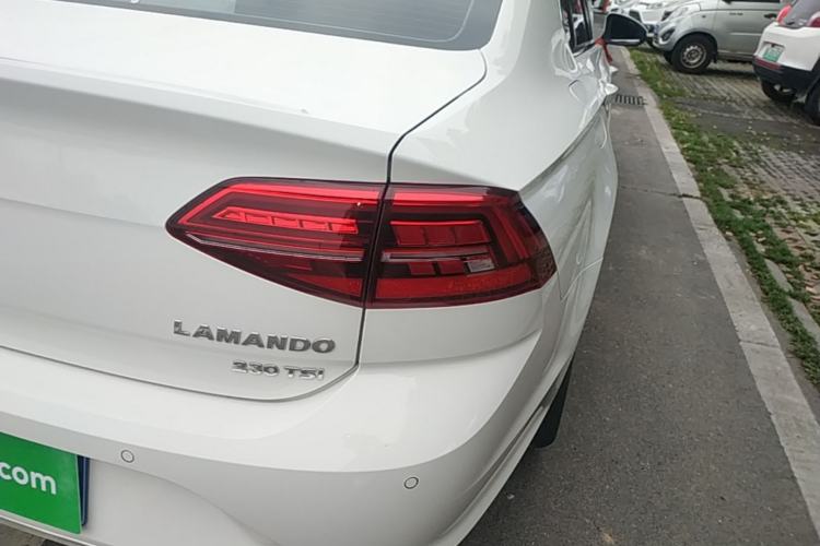 Used Volkswagen Lamando 2019 230TSI DSG Fashion Edition China VI Right Rear Taillight