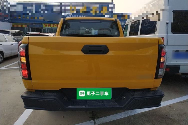 Used JMC DaDao 2023 All-Purpose 2.3T Gasoline Manual Two-Wheel-Drive Standard Wheelbase Comfort Edition