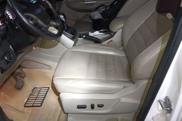 Used Ford Kuga 2013 2.0L GTDi Four-Wheel-Drive Elite Model
