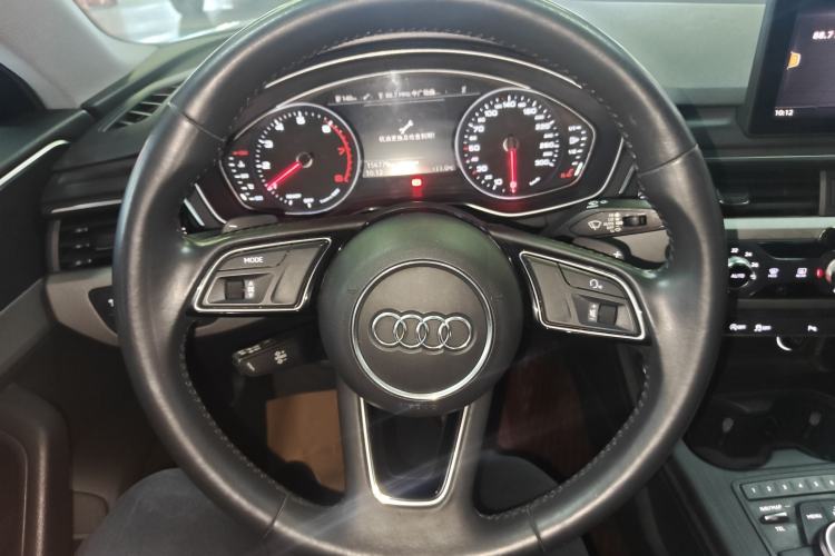 Used Audi A4L 2019 40 TFSI Ambition Version China V
