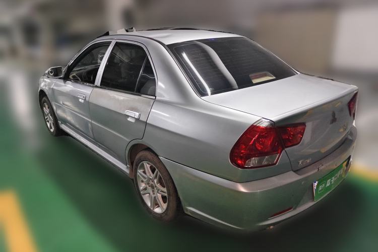 Used Soueast V3 Lingyue 2010 Revised Version 1.5L Manual Comfort Edition Rear Left 45 Deg