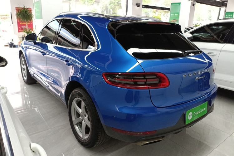 Used Porsche Macan 2016 Macan 2.0T Rear Left 45 Deg