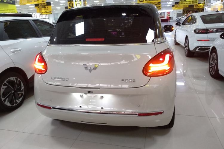 Used Wuling Bingo 2024 410 km Lingxi Deluxe Edition