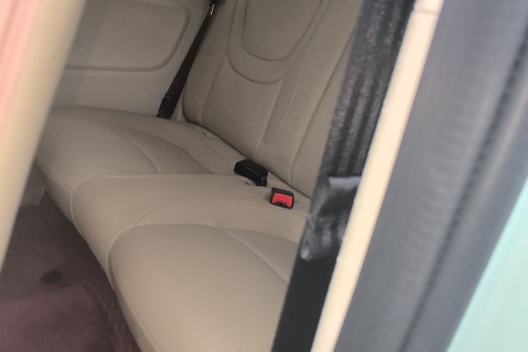 Used Wuling Hongguang MINIEV 2024 3rd Generation 215km Youth Edition Left Rear Seat