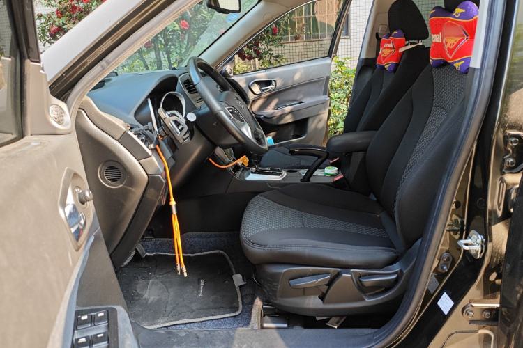 Used GAC Trumpchi GS5 2014 2.0L Automatic Two-Wheel Drive Deluxe Edition
