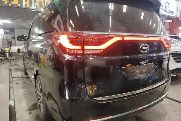 Used GAC Trumpchi M8 2018 320T Flagship Edition Exterior 2