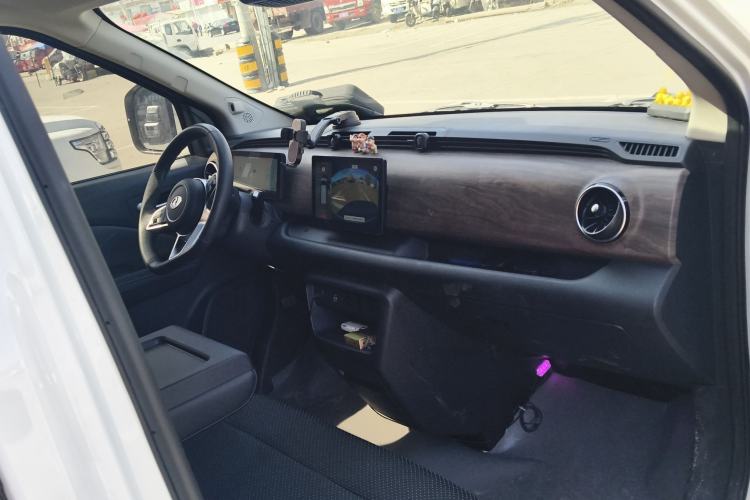 Used Ruichi EC75 2025 Smart Drive Ultra-Charging Version Beyond Edition II 50.1 kWh
