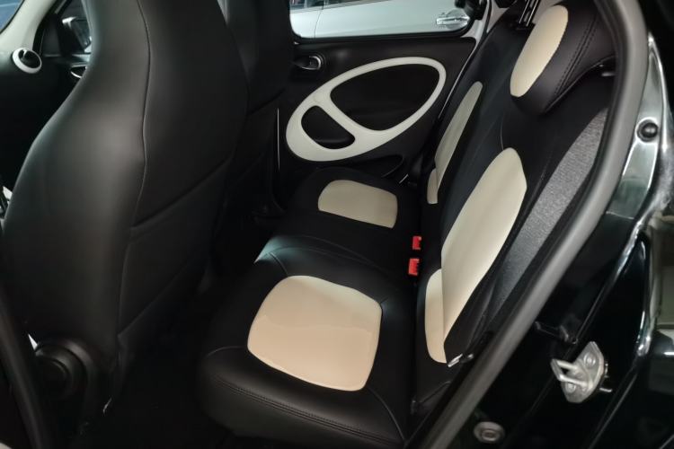 Used smart forfour 2018 1.0L 52kW Passion Edition
