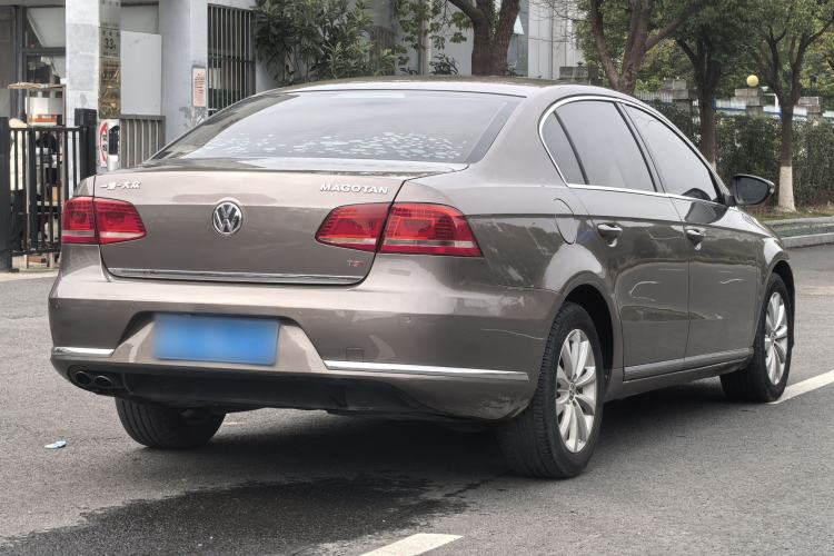 Used Volkswagen Magotan 2015 1.8TSI Advanced Model
