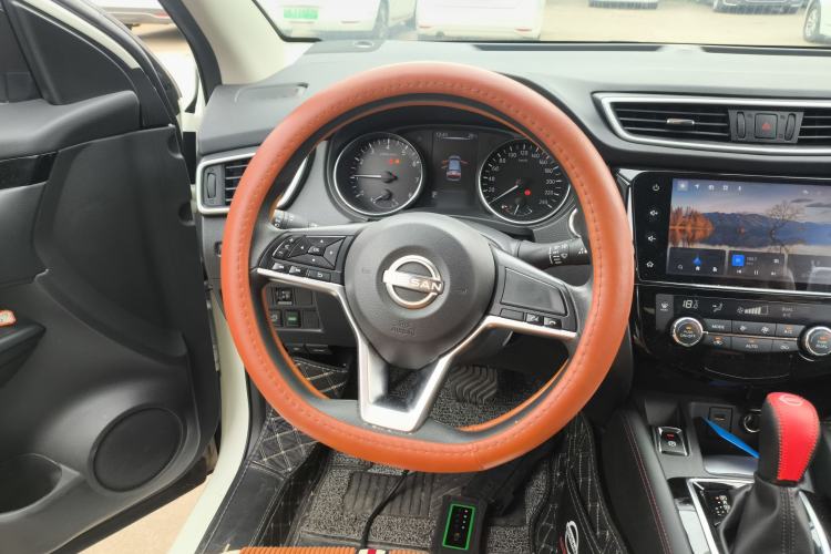 Used Nissan Qashqai 2023 Classic 2.0L CVT XV Comfort Edition
