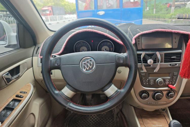 Used Buick Excelle 2015 1.5L Manual Classic Trim
