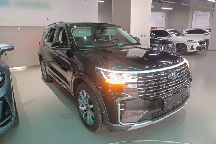 Used Ford Explorer 2023 EcoBoost 285 Four-Wheel Drive Titanium Edition 6 Seats