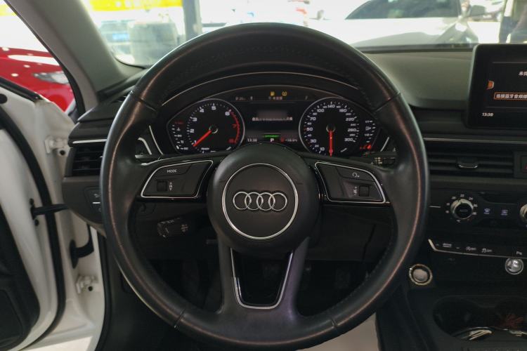 Used Audi A4L 2018 30th Anniversary Edition 40 TFSI Trendy Model