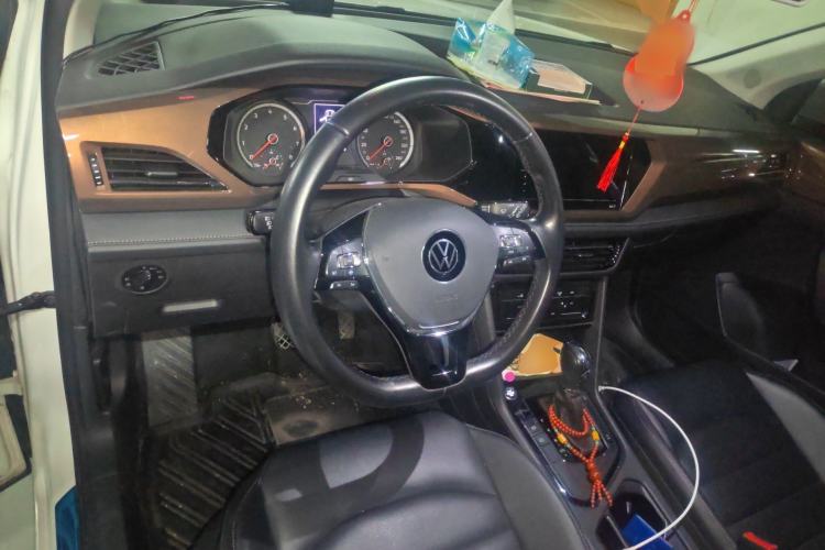 Used Volkswagen Tharu 2021 280TSI Two-Wheel Drive Comfort Edition Center Console